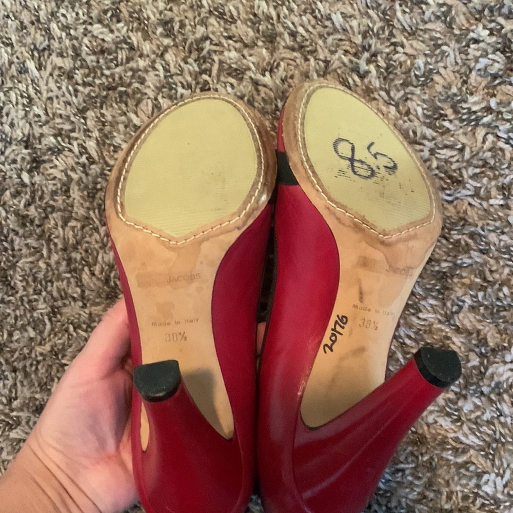 Marc Jacobs Red High Heel with Bow & Peep Toe - Picture 5 of 6